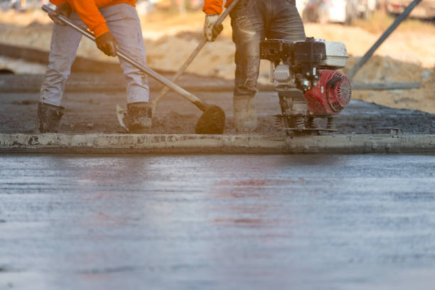 Best Concrete Pool Decks in Redwood Valley, CA
